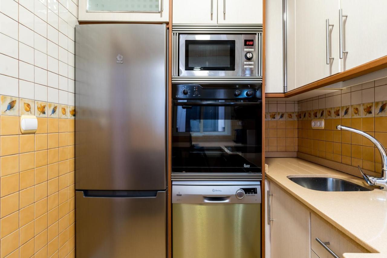 Holi-Rent Salado Apartment Seville Exterior photo