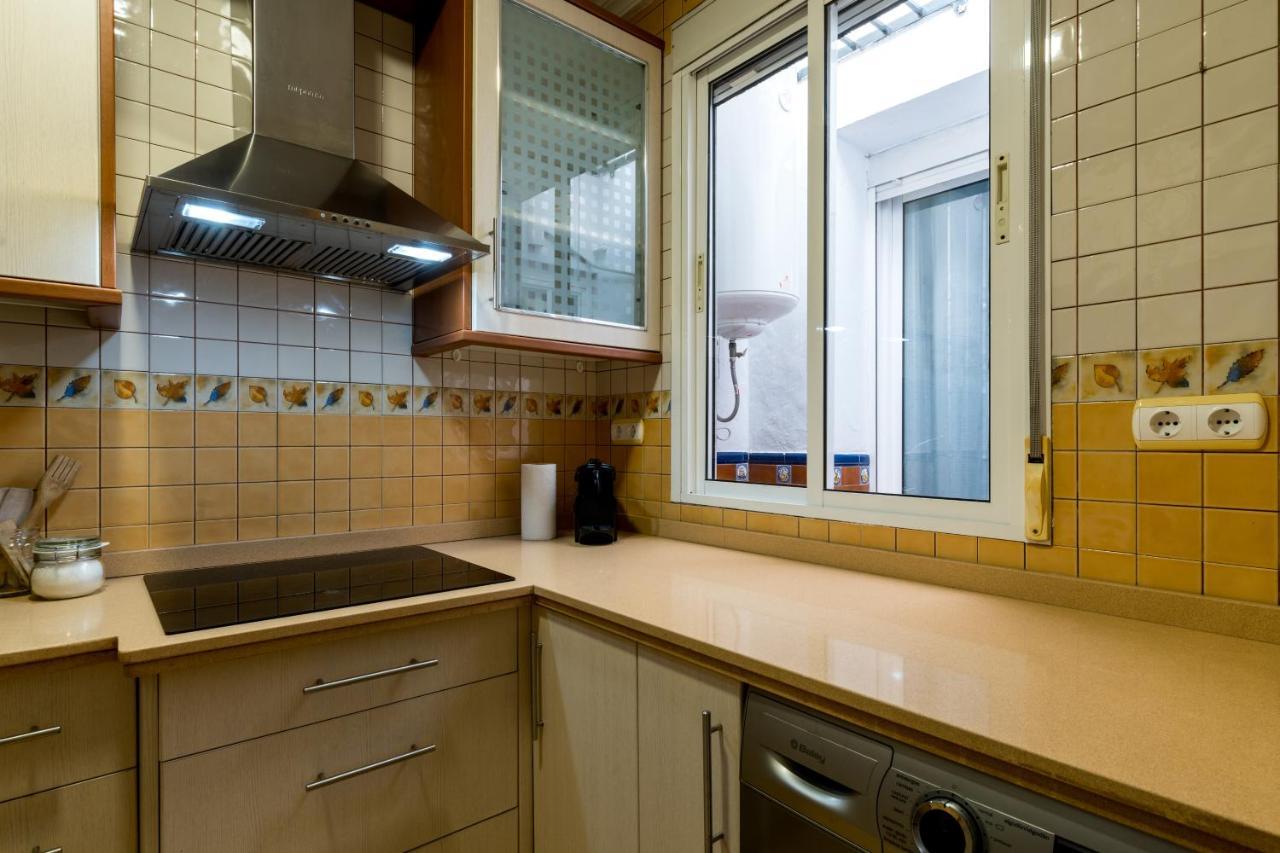 Holi-Rent Salado Apartment Seville Exterior photo
